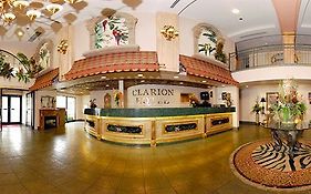 Clarion Hotel Branson Mo 3*